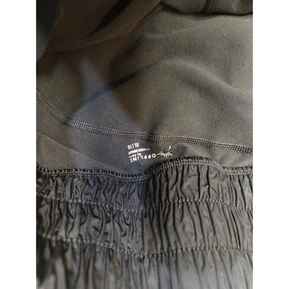 Offline by Aerie The Hugger Black 2-in-1 Running Athletic Shorts XL - Picture 3 of 3